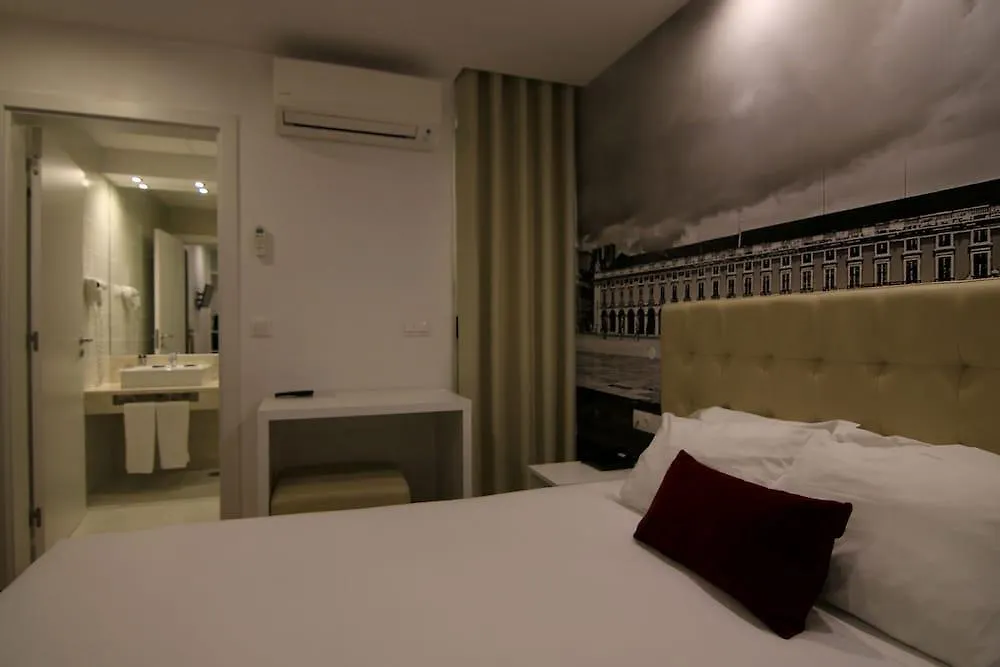 Lisbon City Apartments & Suites By City Hotels 3*,