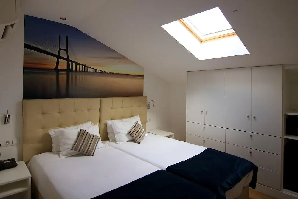 Lisbon City Apartments & Suites By City Hotels 3*,